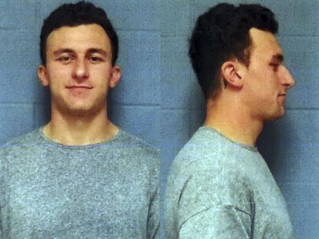 Johnny Manziel Turns Self in on Domestic Violence Charges