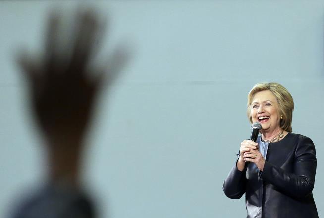 Hillary Clinton Gets the Win in Guam Caucuses