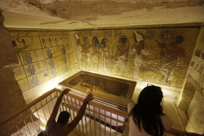King Tut's Tomb Theory Is Suddenly in Doubt