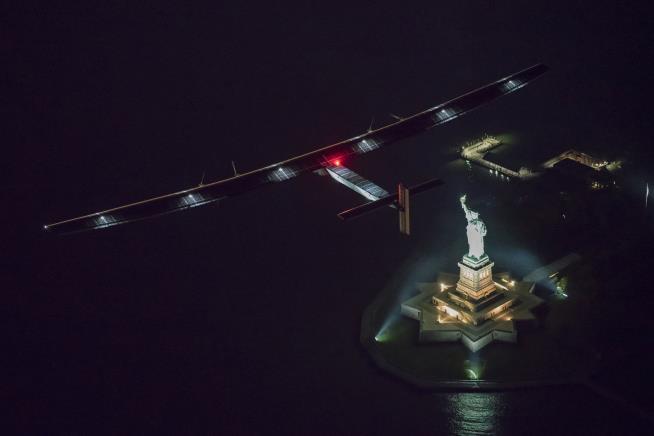 Solar-Powered Plane Makes It to NYC