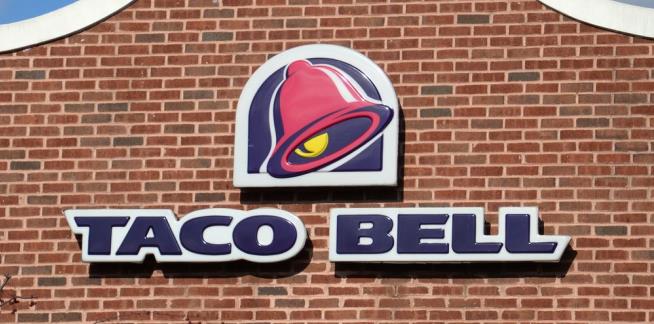 Deaf Woman Sues Taco Bell Over Drive-Thru Experience