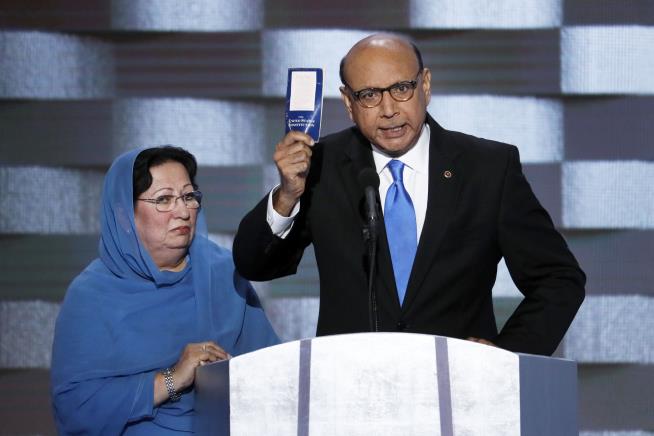 Dad of Slain US Muslim Soldier Offers Trump His Constitution