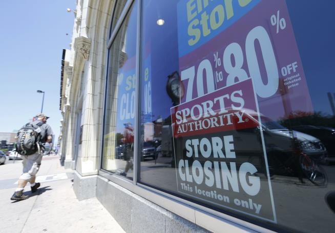 Sports Authority Execs Sought Nearly $3M in 'Bankruptcy Bonuses'
