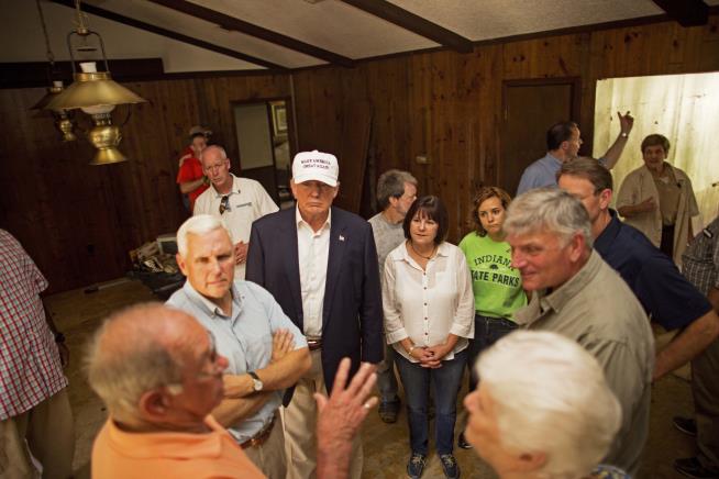 Trump Pays Visit to Flood-Ravaged Louisiana