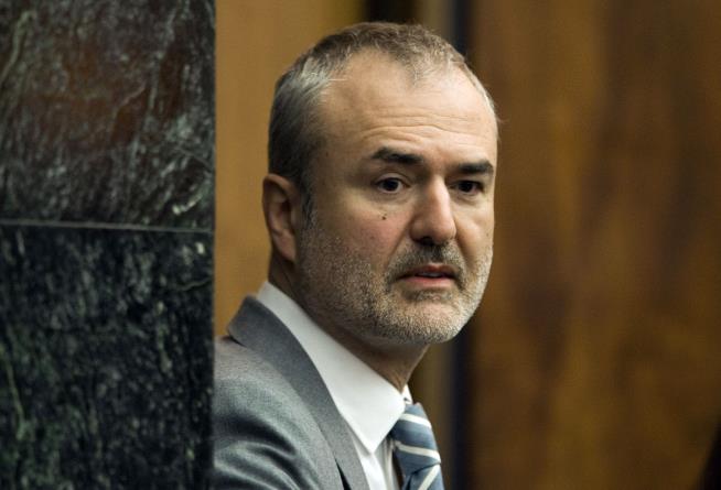 Gawker's Denton to Get $200K Salary for Not Competing