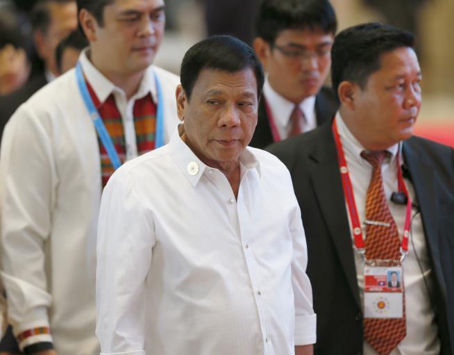 Duterte Says He Regrets Insulting Obama