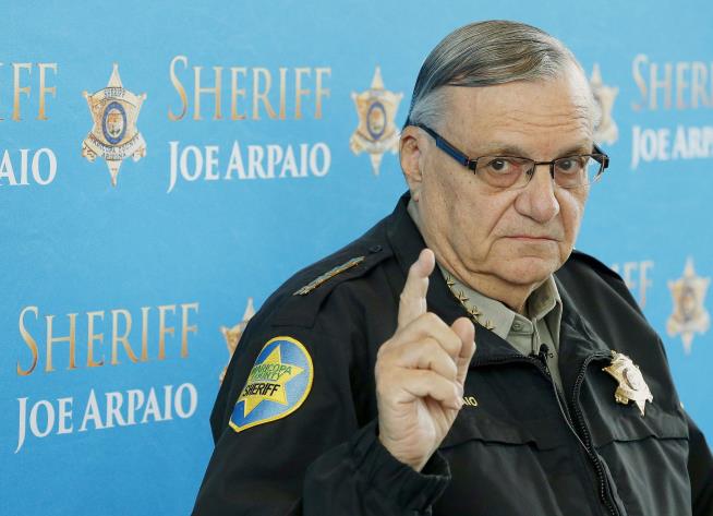 Sheriff Joe Still Thinks Obama's Birth Certificate Is Forged