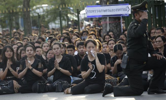 Thailand Is Running Out of Black Clothes