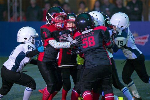 Just One Season of Football Can Alter Kids' Brains