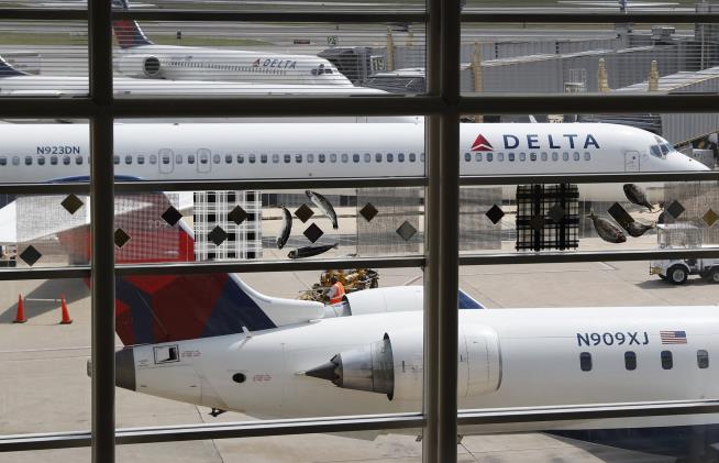 Cops: Pilot Turned Up Drunk for Delta Flight