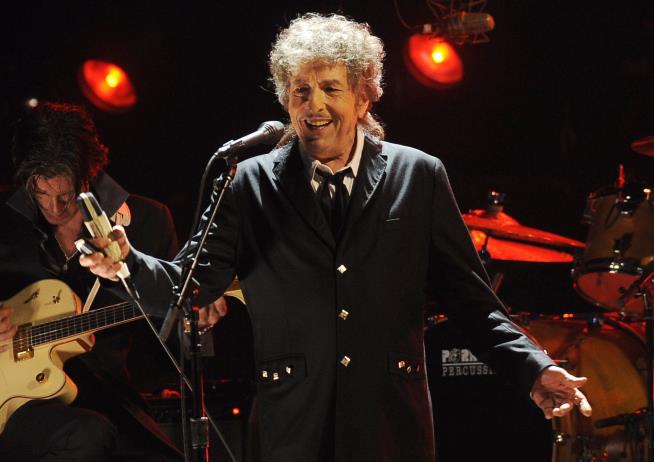 Bob Dylan Finally Opens up About Nobel Prize Win