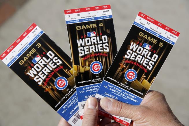 Fans Pay Record-Busting Bucks for Game 7 of World Series