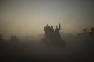 Iraqi Troops Face Stiff Resistance in Mosul Neighborhoods