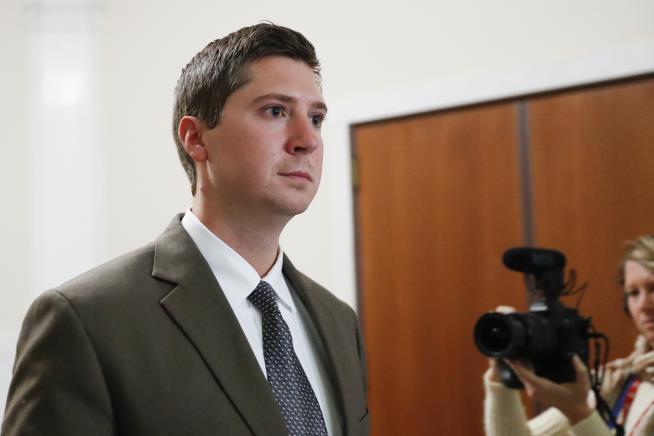 After Mistrial, Another Try at Murder Conviction for Cop