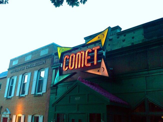 Cops: Guy Investigating 'PizzaGate' Fired Shot in DC Eatery