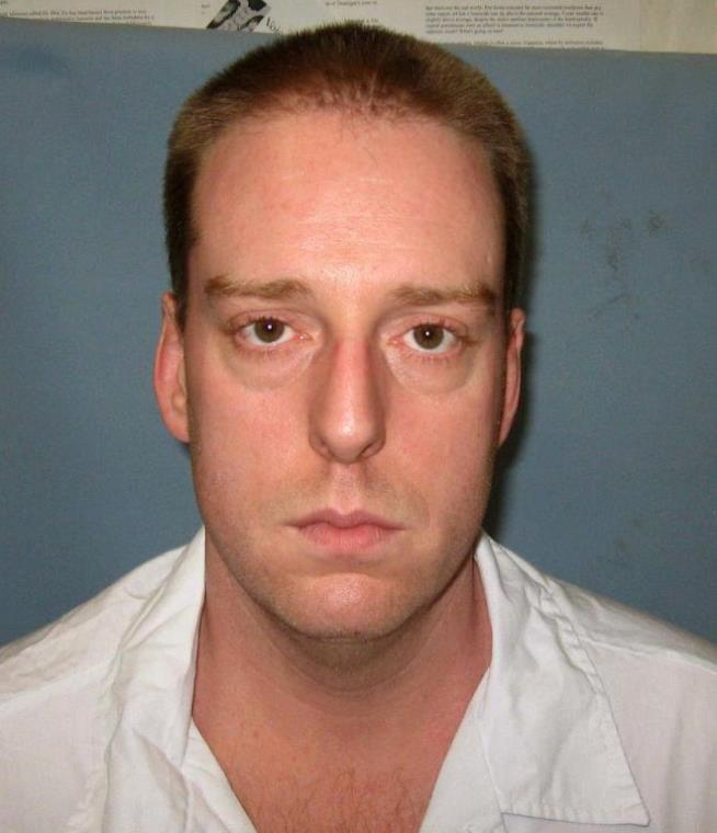 Alabama Inmate Coughs 13 Minutes Into Execution