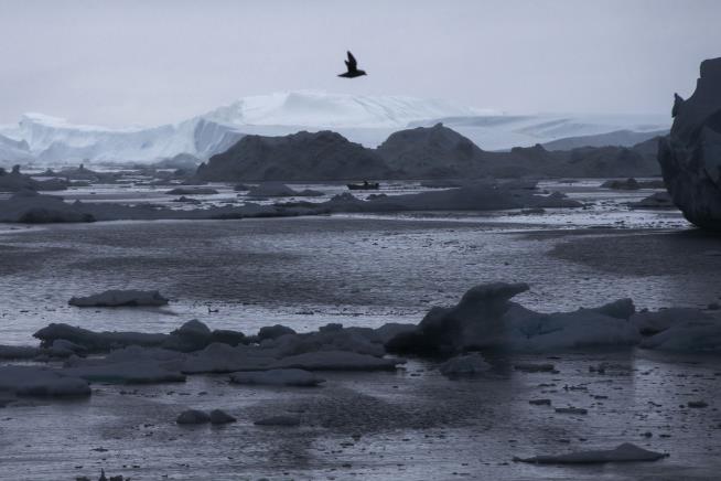 Temperature at North Pole Nearly Reaches Melting Point