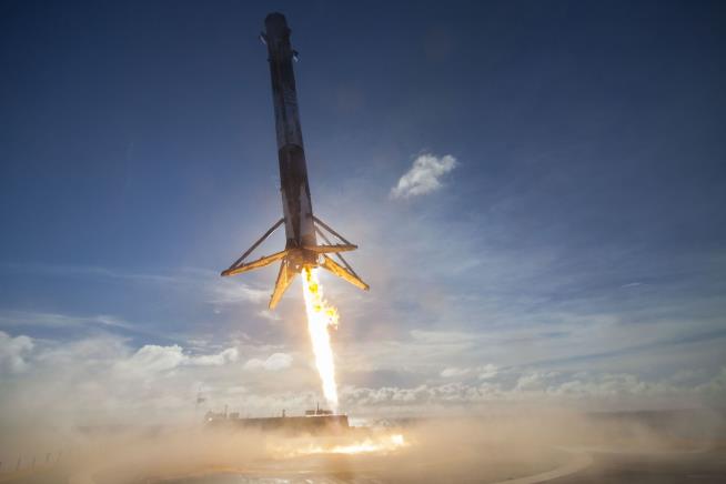 In Wake of Explosion, SpaceX Ready to Ride Again