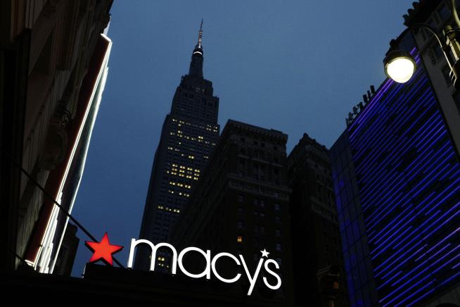 Macy's Getting Rid of 10K Jobs, 68 Stores