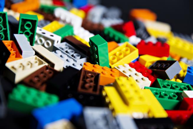 Job Opening at Swank UK University: Lego Professor