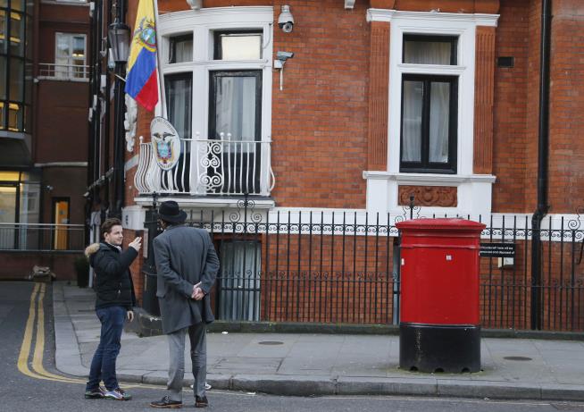 Julian Assange 'Standing By' Promise to Surrender