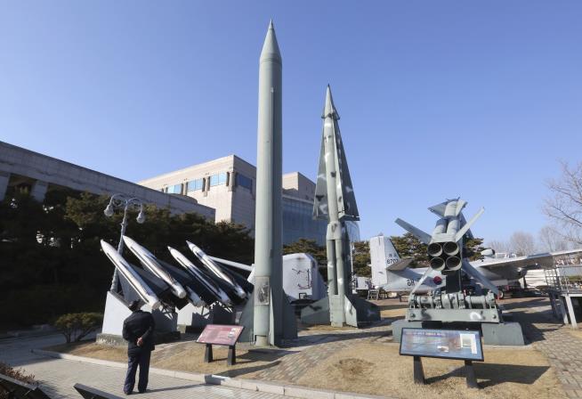 Defense Chief Tries to Quash Friction Over THAAD