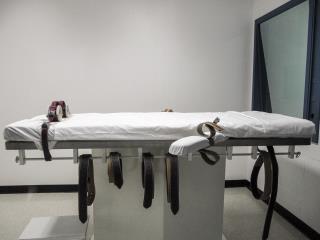 Arizona Suggests Lawyers Buy Drugs to Execute Their Clients