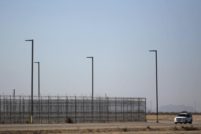 Trump Scraps Plan to Phase Out Private Prisons