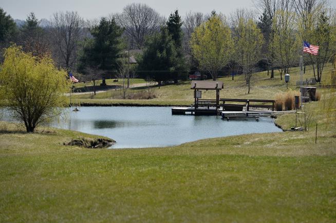 3-Year-Old Twins Wander Off, Drown in Pond
