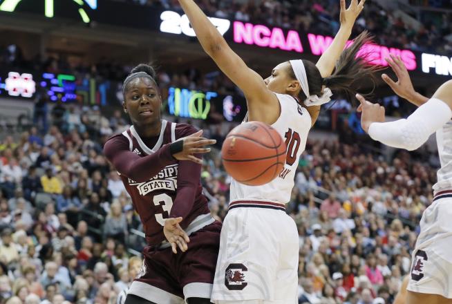 South Carolina Spoils Mississippi State's Miracle