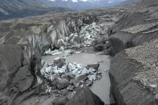 Melting Glacier Caused River to Vanish in 4 Days