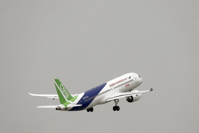 First Large Chinese-Built Airliner Makes Maiden Flight