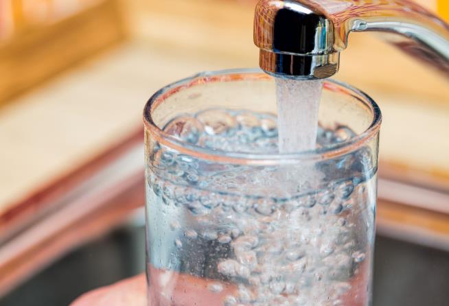 We Have a Tap-Water Crisis on Our Hands
