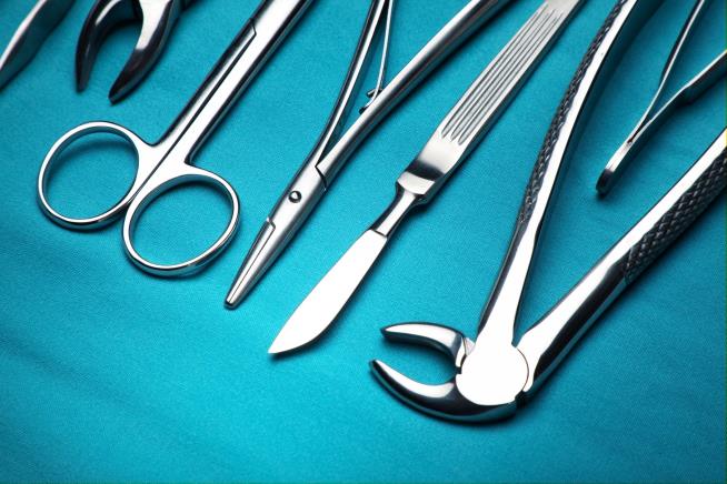Woman Stops Breathing During Cosmetic Surgery, Dies
