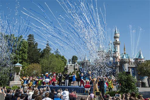 17 People Pooped On at Disneyland
