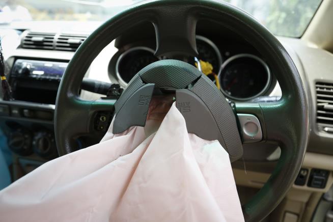 Exploding Takata Airbag Blamed for 12th US Death