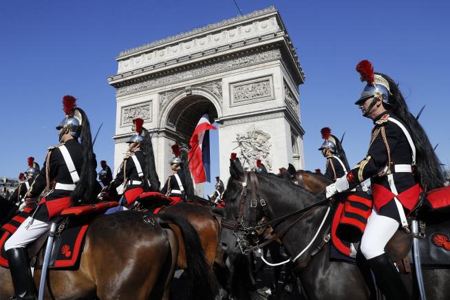 Trump, Macron Take in Elaborate Bastille Day Parade