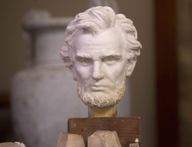 Study: One of 'Best Letters in History' Likely Not Written by Lincoln