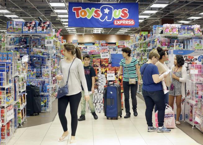Toys 'R' Us Files for Bankruptcy