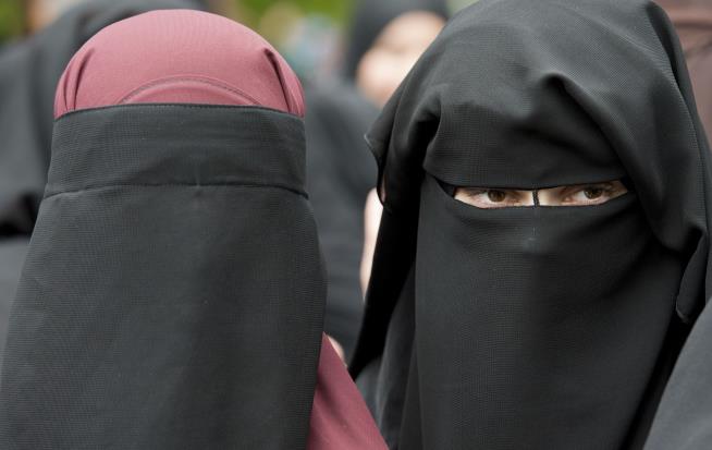 Quebec Passes North America's 1st 'Burka Ban'