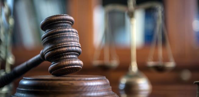 Kentucky Prosecutor Pleads Not Guilty to Organized Crime