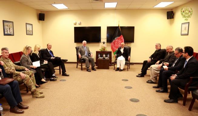 Photo of Tillerson's Afghan Meeting Was Doctored