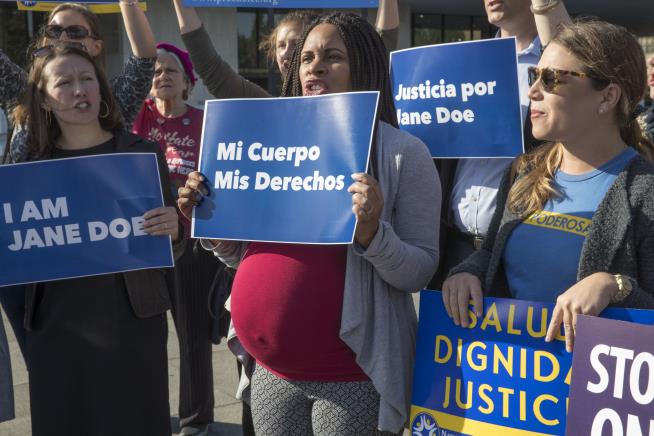 Undocumented Teen Can Get Abortion: Appeals Court