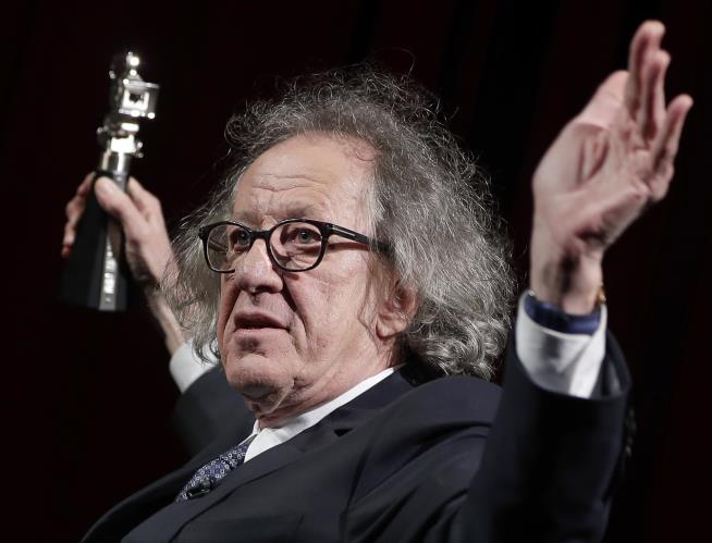 After Allegation, Geoffrey Rush Steps Down From Academy