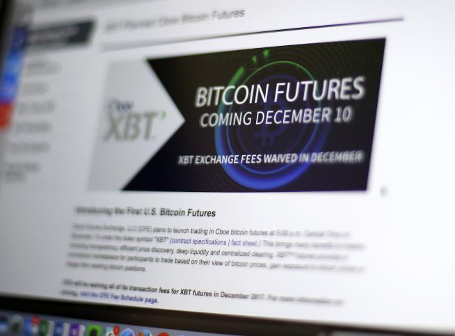 Bitcoin Futures Rise After Chicago Trading Debut