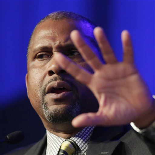 PBS Suspends Tavis Smiley After Misconduct Allegations