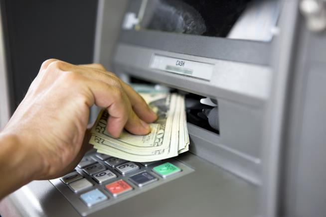 'Jackpotting' Thieves Hit US ATMs for First Time
