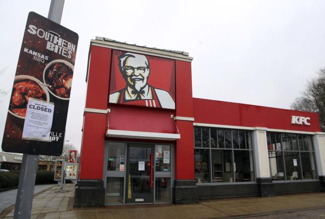 Hungry Brits Call Cops Over KFC Closures
