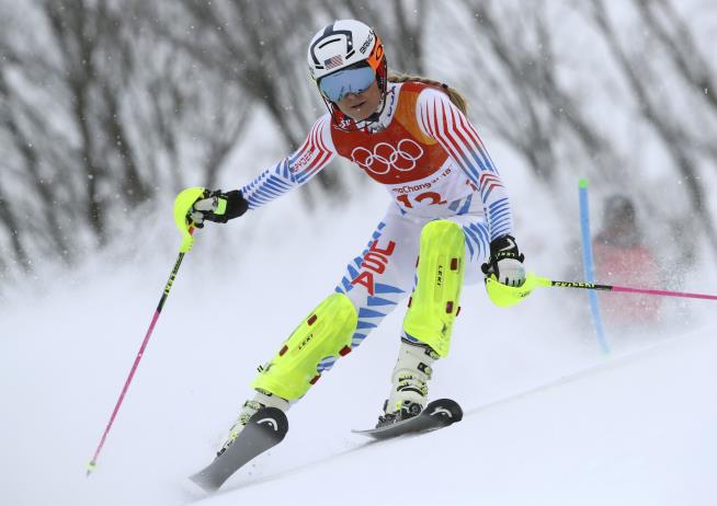 Vonn Scatters Grandpa's Ashes Near Downhill Ski Course