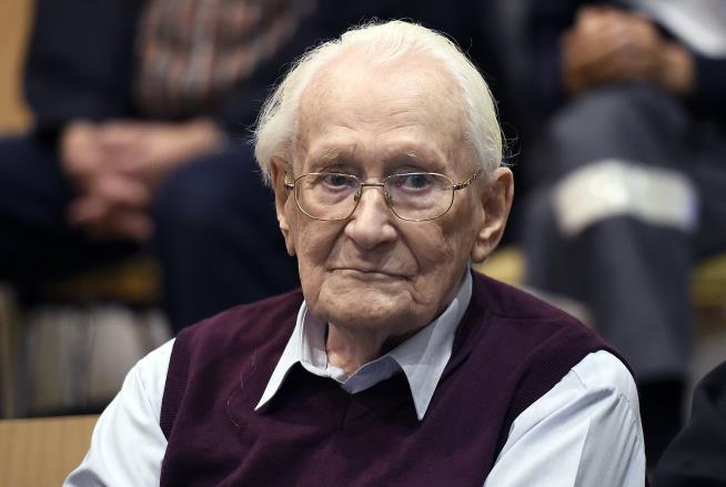 'Bookkeeper of Auschwitz' Dies Without Ever Serving Sentence